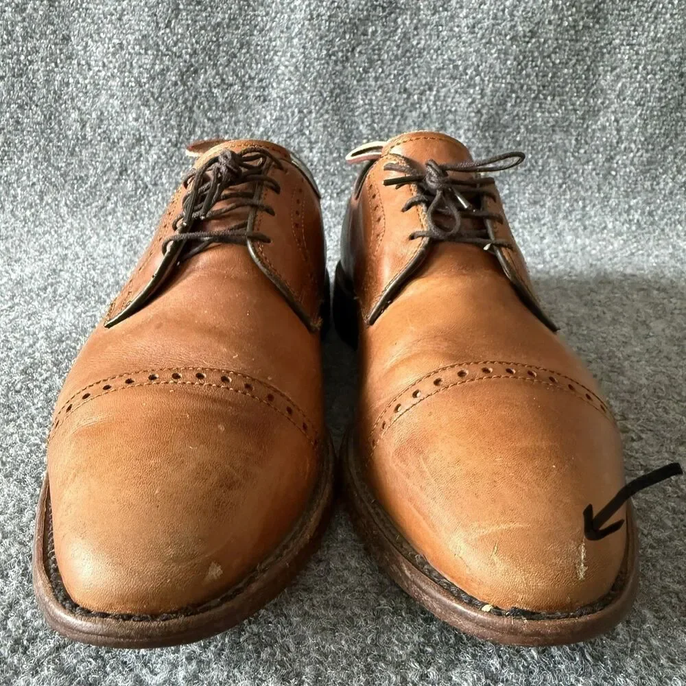 Allen Edmonds Clifton Cap Toe Oxfords Size 8 D in Walnut Brown Leather